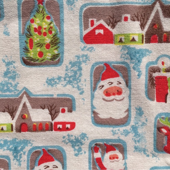 ✨Retro Christmas Reversible Placemats, Set of 2✨ - Picture 10 of 13